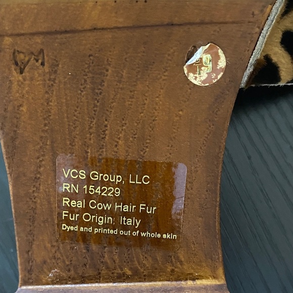 Vince Camuto Animal Print Slide Sandals - Picture 4 of 6